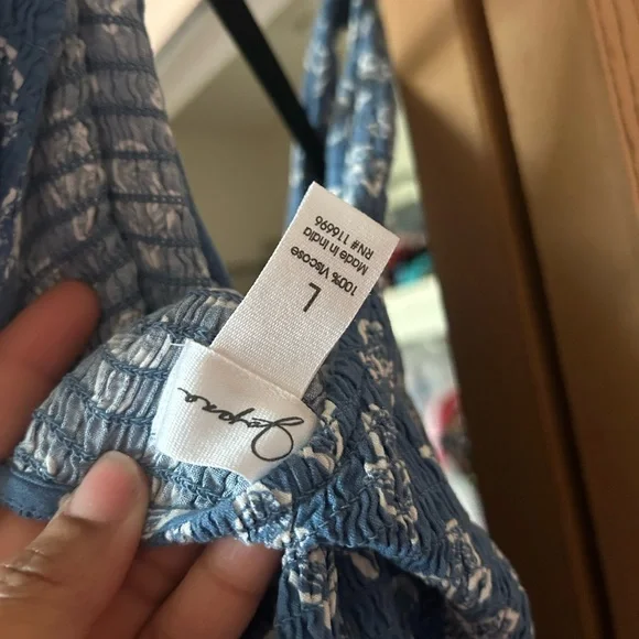 Blue and White Patterned Jumpsuit - Picture 3 of 4